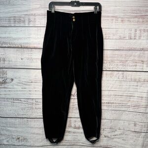 Bogner Black Velvet Stirrup Pants Size 8 Vintage 1980s High Waist Pleated